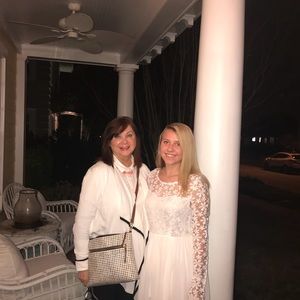 Meet your Posher, Carol